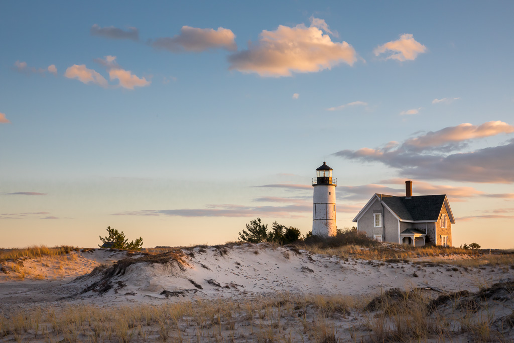 Sandy-Neck-Lighthouse---Barnstable_v1.jpg